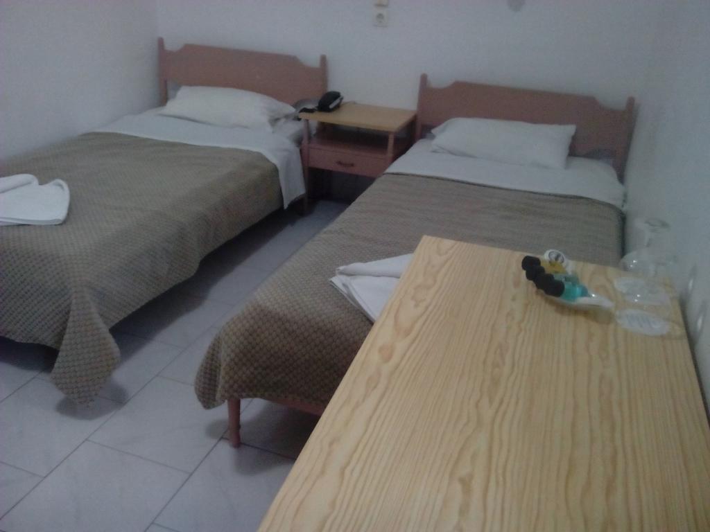 Serifos Beach Hotel Livadi  Екстер'єр фото